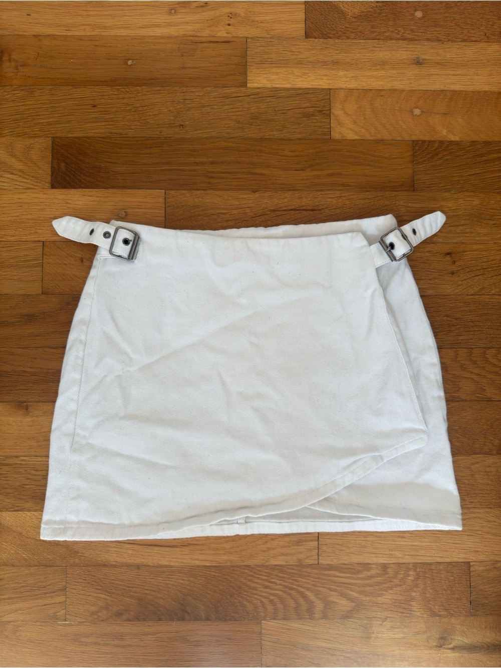 White Women's Wrap Mini Skirt with Buckle Accents